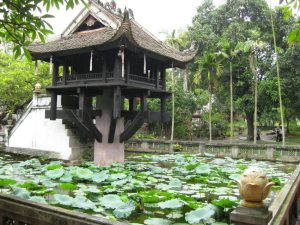 Đến Hà Nội du lịch chắc chắn bạn nên đến thăm Chùa Một Cột