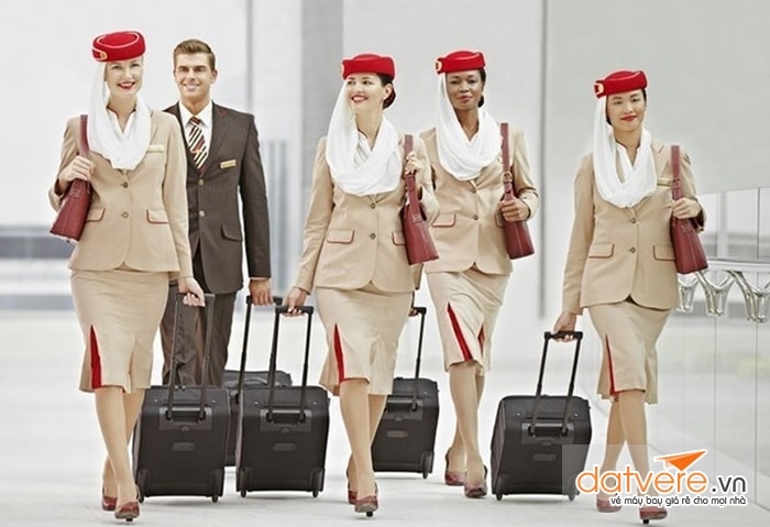 Đồng phục hãng hàng không Emirates