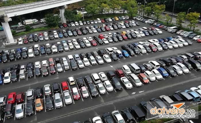 Reverse parking in Japan