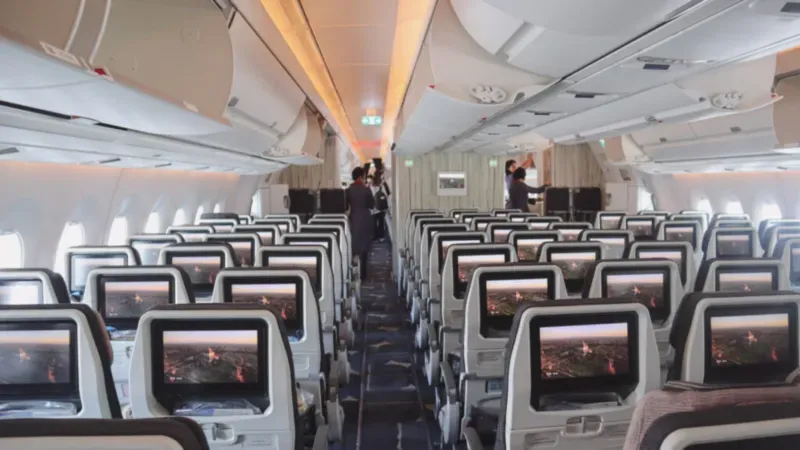 Hạng ghế phổ thông và vị trí ngồi trên chuyến bay Sài Gòn đi Mỹ China Airlines