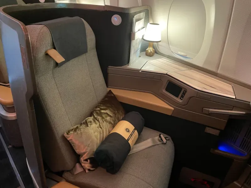 Hạng ghế thương gia và vị trí ngồi trên chuyến bay Hà Nội đi Mỹ China Airlines 