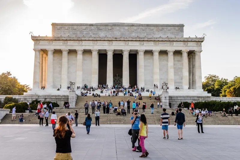 Mua vé máy bay Hà Nội đi Washington tháng nào rẻ nhất