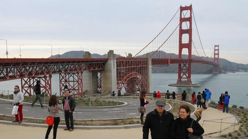 Cầu Cổng Vàng - điểm check-in không thể bỏ qua ở San Francisco